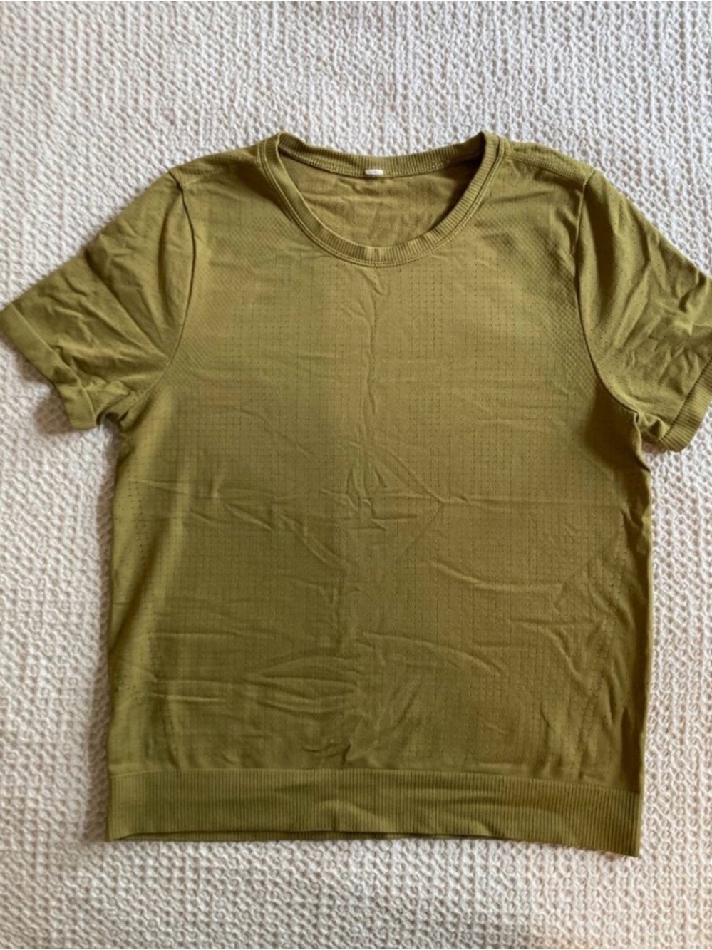 Athleta In Motion seamless tee Size Small